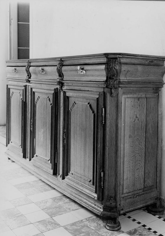 buffet[meuble] / Hôpital Sainte-Agathe