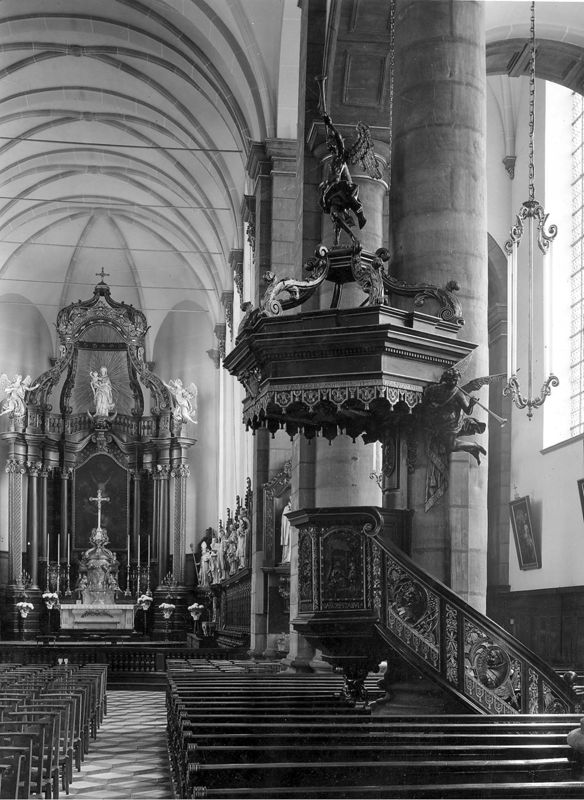 chaire de vérité / Eglise Saint-Nicolas[Liège]
