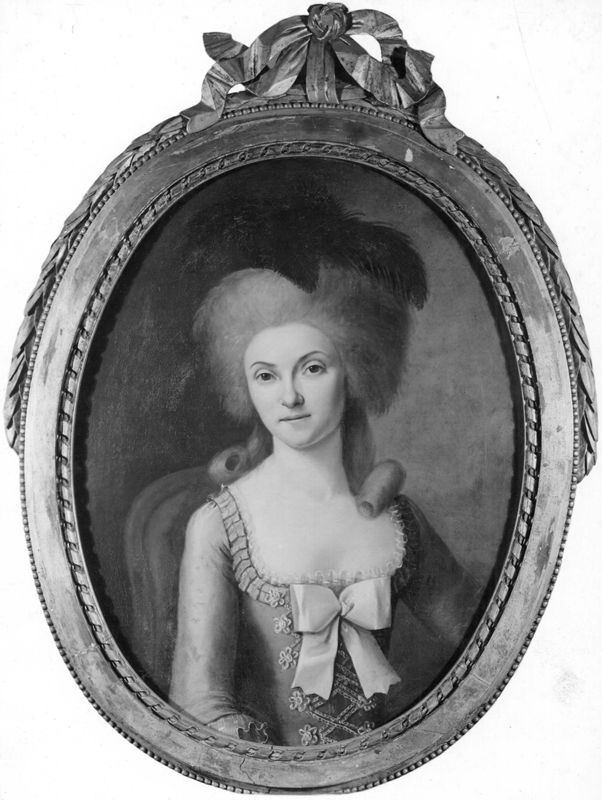 Femme, à mi-corps