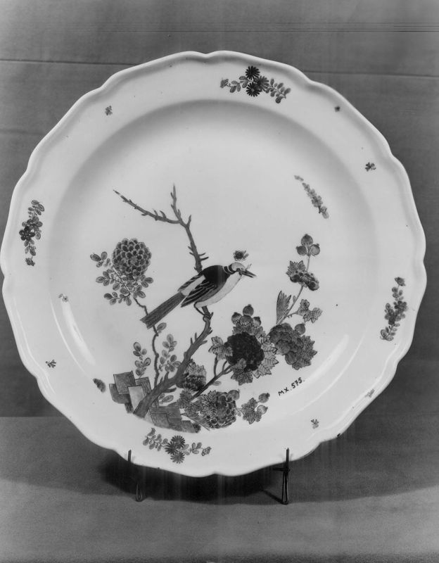 plat / Musée Curtius