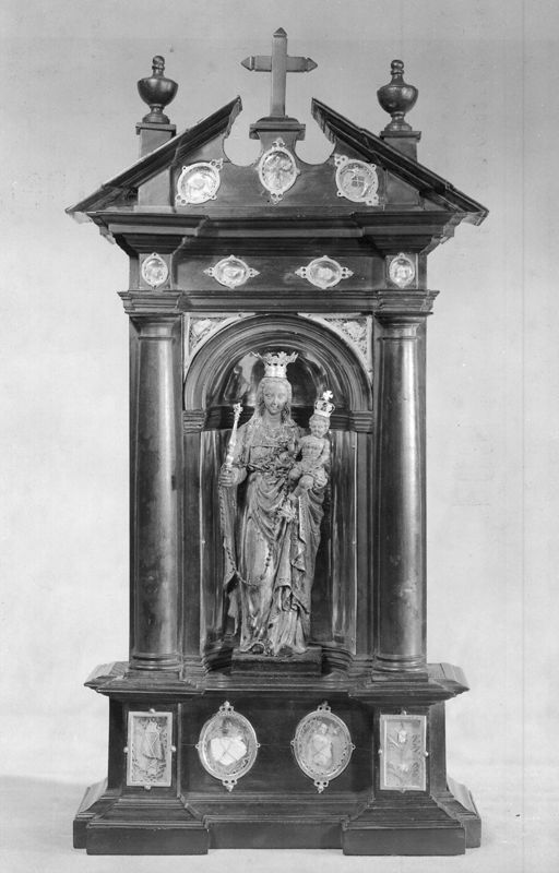 Vierge à l'Enfant