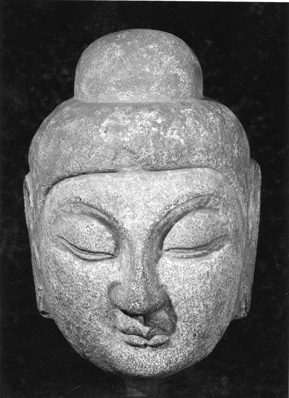 Tête bouddhique