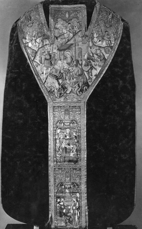 chasuble / Musée Diocésain et Trésor de la cathédrale Saint-Aubain