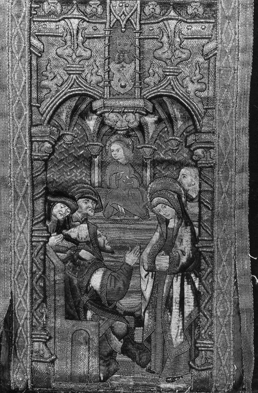 chasuble / Musée Diocésain et Trésor de la cathédrale Saint-Aubain
