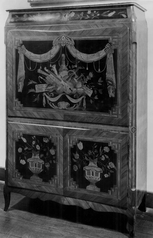 secrétaire[meuble] / Musée Curtius