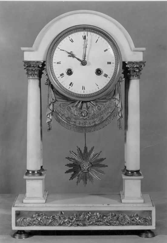 pendule[horloge] / Musée Curtius