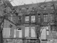 B183571