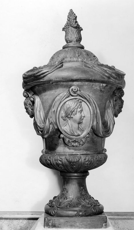 Grand vase décoratif