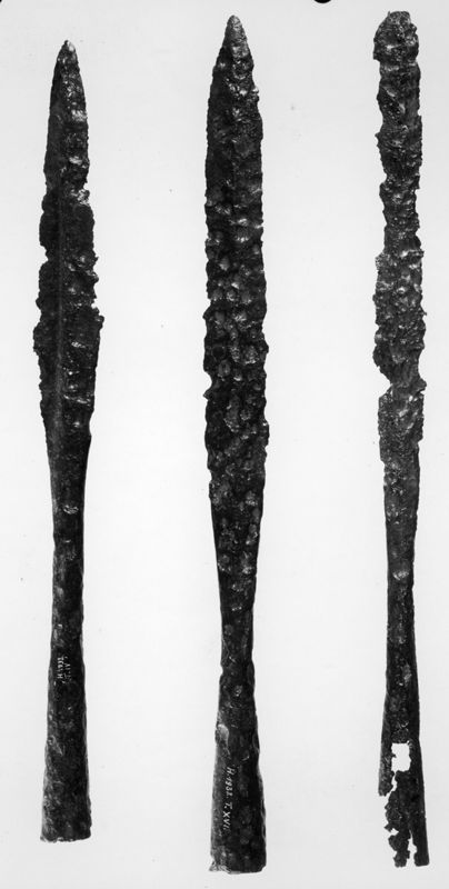 3 fers de lance