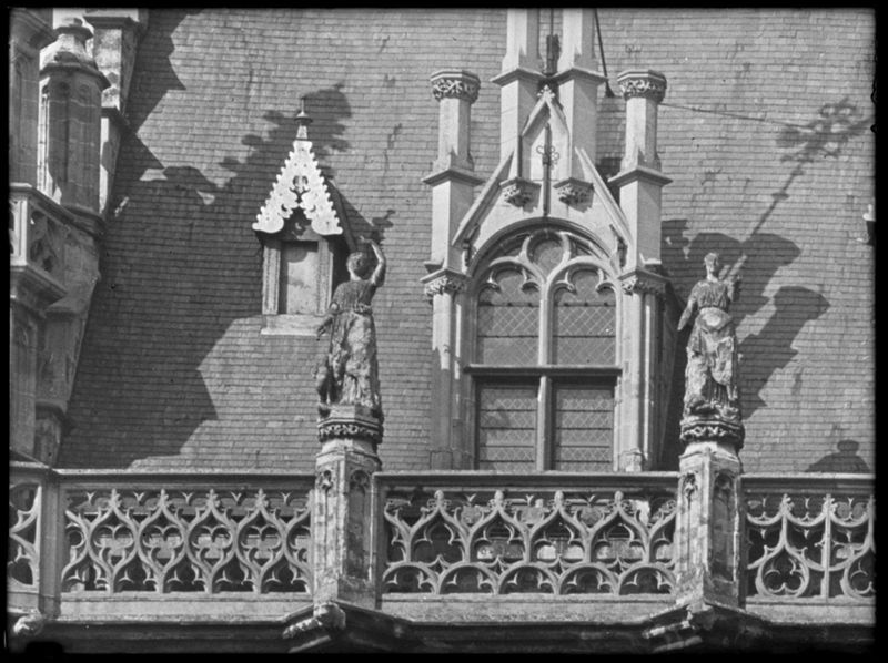 lucarne / Stadhuis[Oudenaarde]