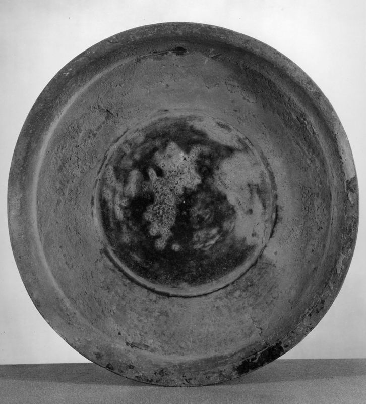 assiette / Musées Royaux d'Art et d'Histoire