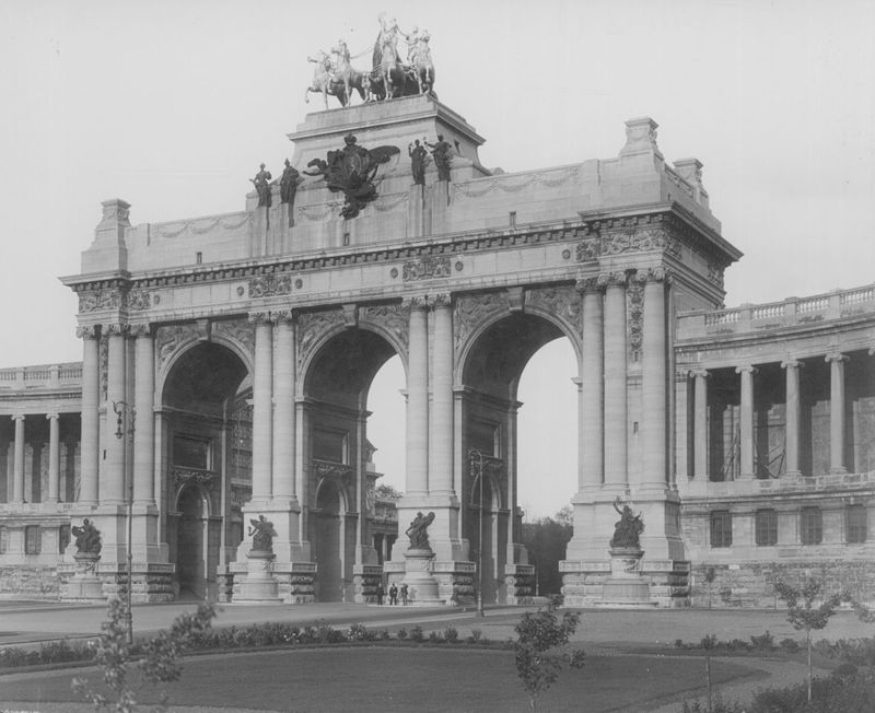 Arcade et hémicycle du Cinquantenaire