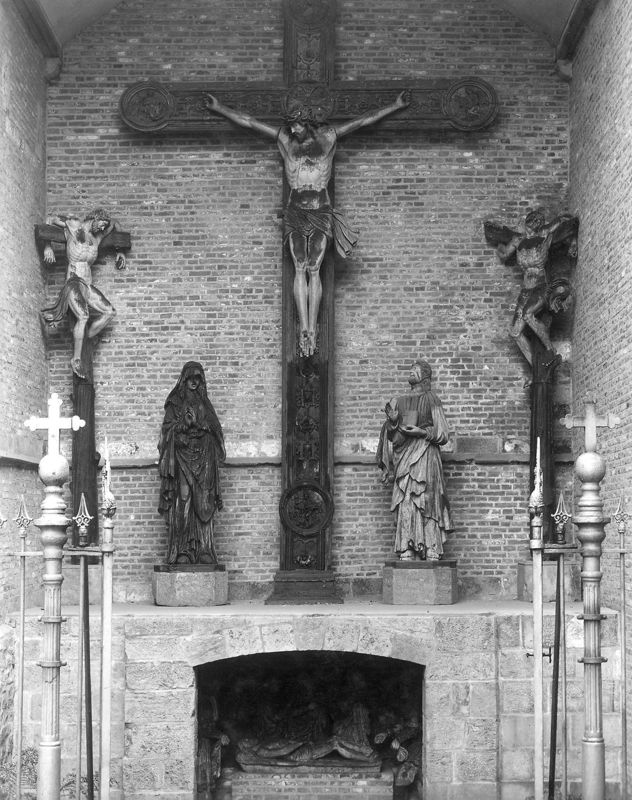 calvaire / Eglise Saint-Martin[Ath]