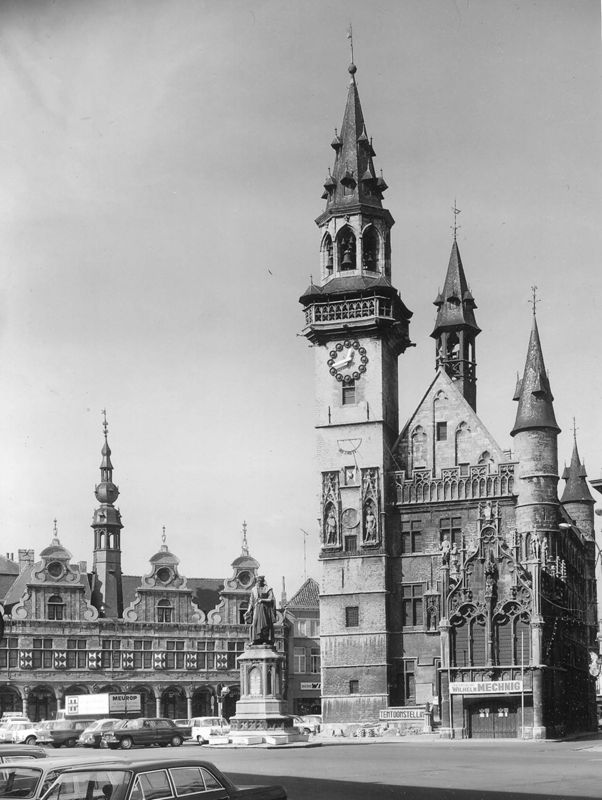 beffroi / Schepenhuis[Aalst]