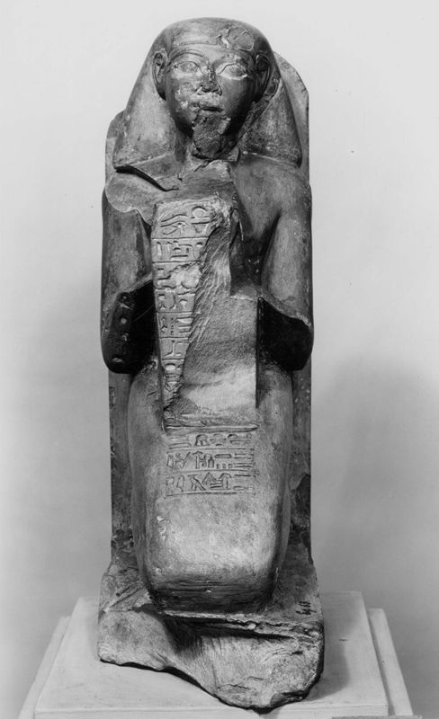 Homme agenouillé