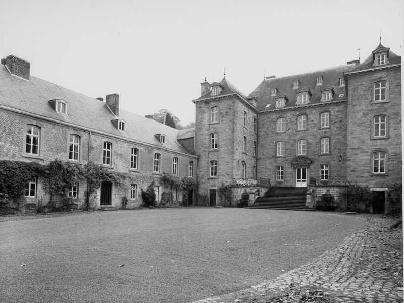 château / Château de Xhos