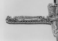 B207943