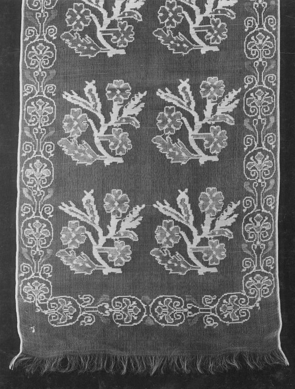 voile / Musées Royaux d'Art et d'Histoire