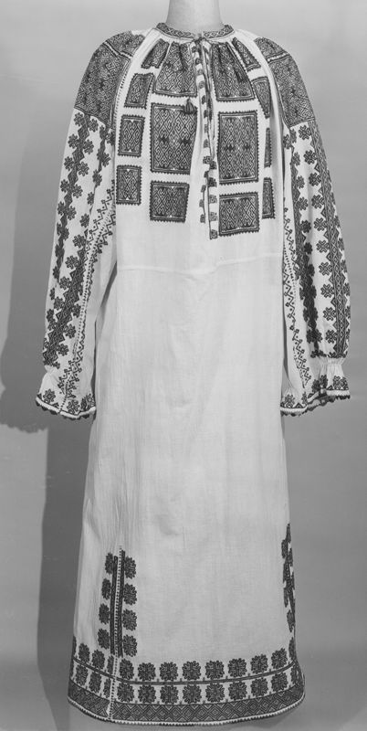 chemise[vêtement] / Musées Royaux d'Art et d'Histoire