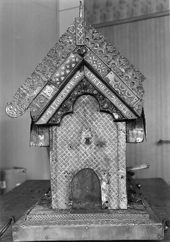 châsse Notre-Dame : Pignon de la Vierge
