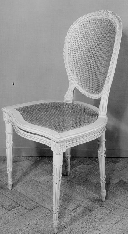 chaise / Museum Mayer van den Bergh