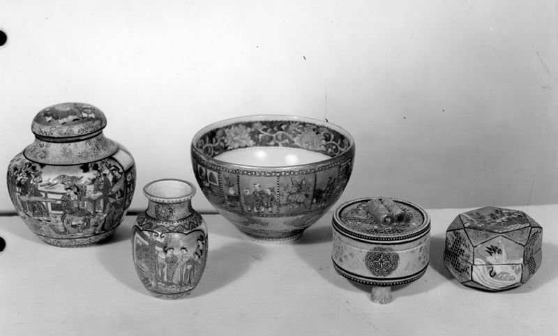 Gedeelte van satsuma servies