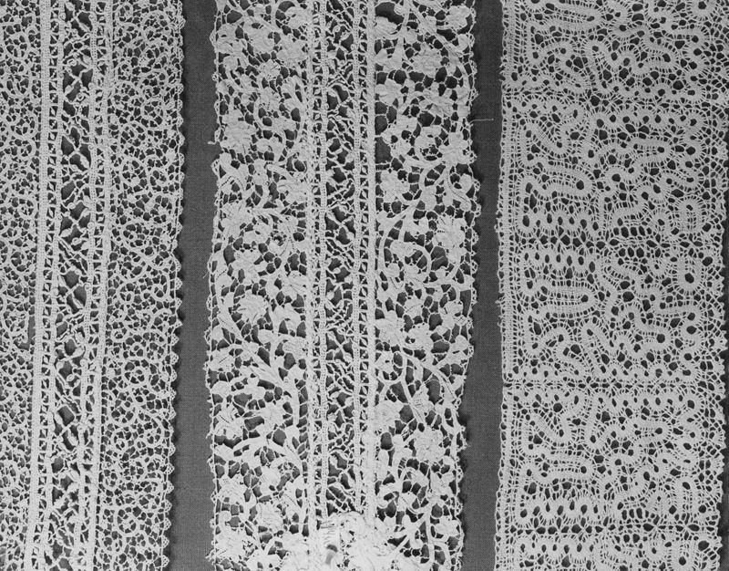 textile[fragment] / Museum Mayer van den Bergh