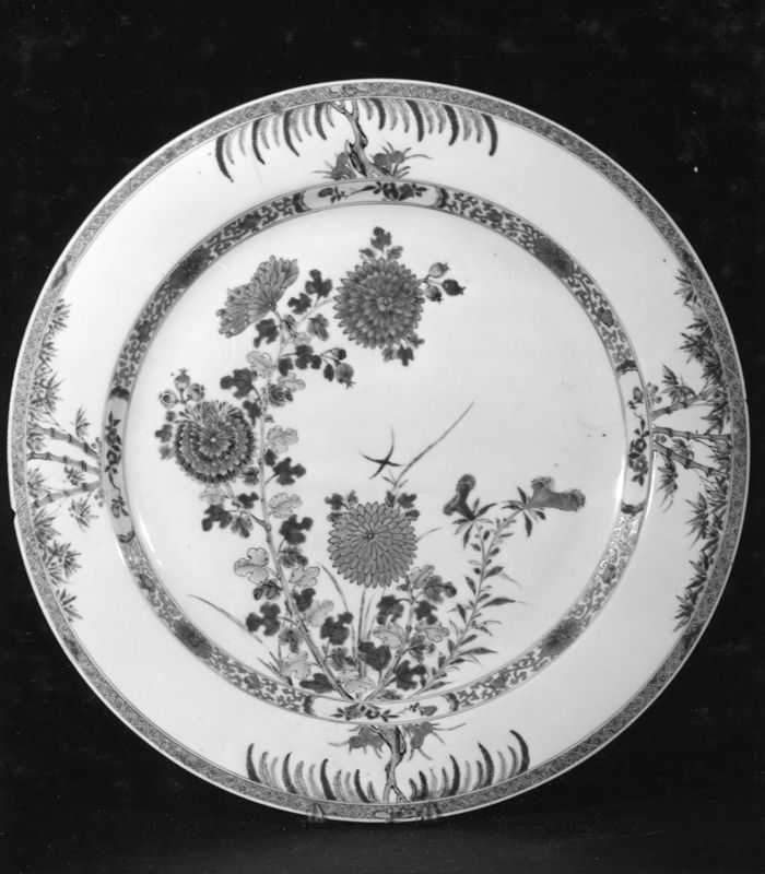 plat / Musées Royaux d'Art et d'Histoire