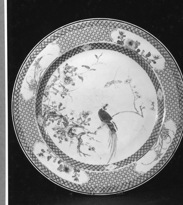 plat / Musées Royaux d'Art et d'Histoire