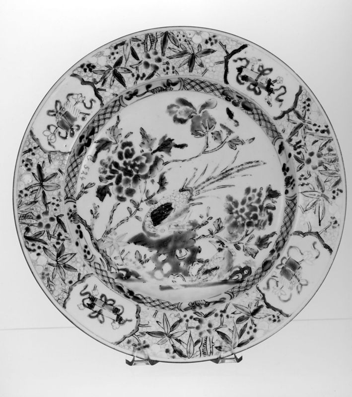 assiette / Musées Royaux d'Art et d'Histoire