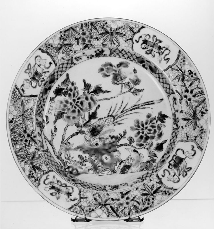assiette / Musées Royaux d'Art et d'Histoire