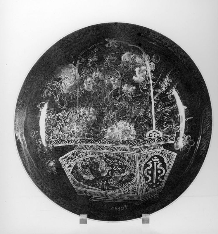 plat / Musées Royaux d'Art et d'Histoire