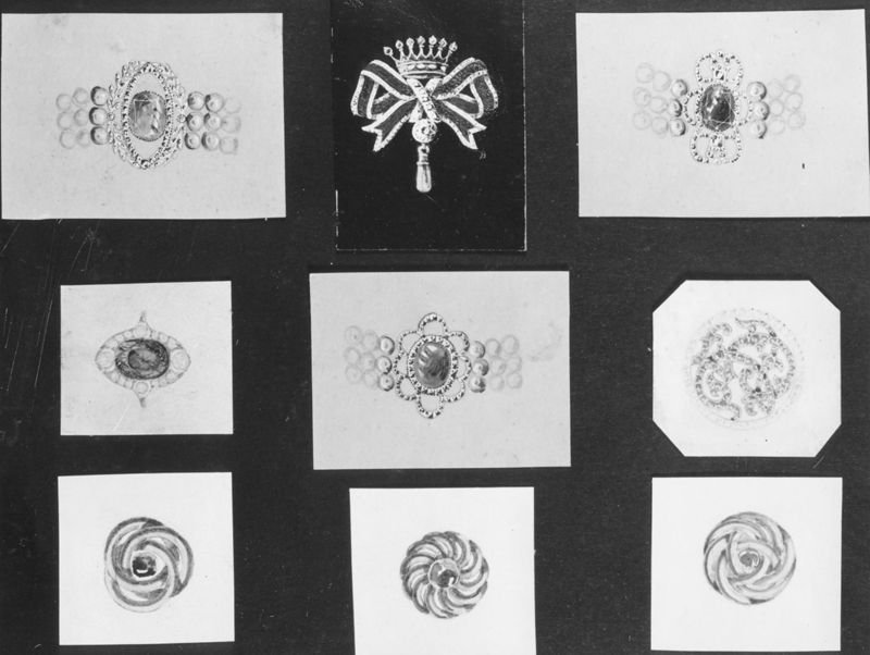 Neuf projets de bijoux : éléménts isolés de parures