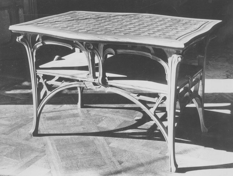 table[meuble] / Hôtel Solvay, Bruxelles, avenue Louise 224