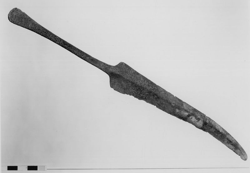 couteau[arme] / Musées Royaux d'Art et d'Histoire