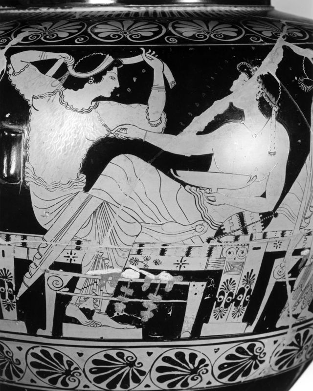 Stamnos à figures rouges signé figurant le symposion