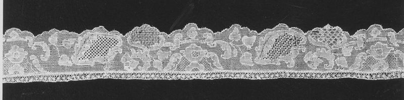 bande[textile] / Musées Royaux d'Art et d'Histoire