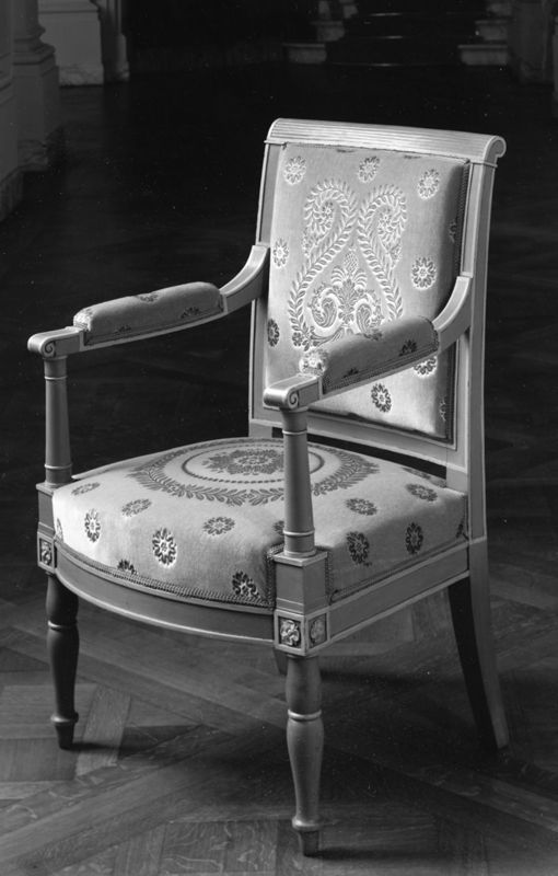 fauteuil[meuble] / Musées Royaux d'Art et d'Histoire