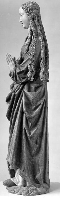 Vierge debout de l'Assomption ou de l'Annonciation