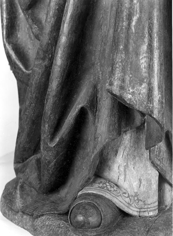 Vierge debout de l'Assomption ou de l'Annonciation