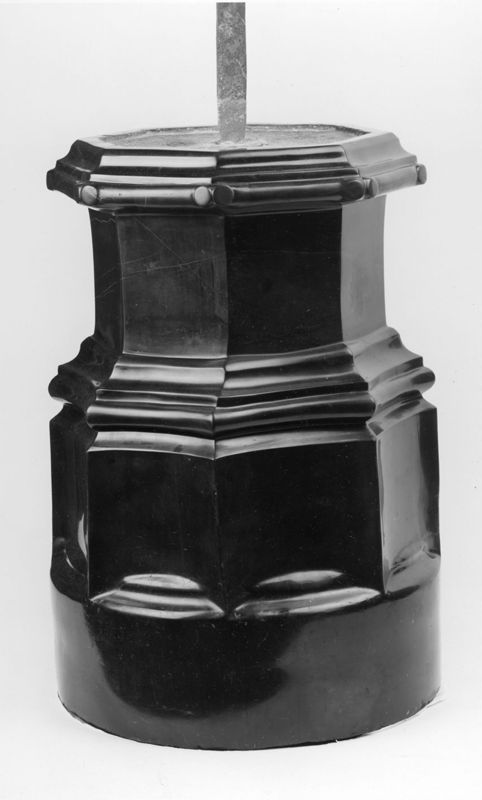 Socle de chandelier pascal en marbre