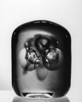 B228704