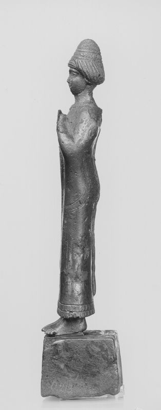 Statue de déesse intercédante