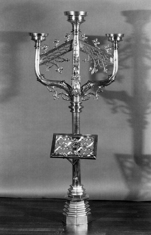 Chandelier pascal avec lutrin