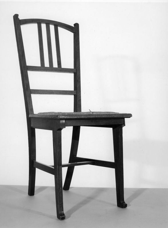 chaise / Musées Royaux d'Art et d'Histoire