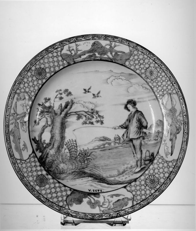 assiette / Musées Royaux d'Art et d'Histoire