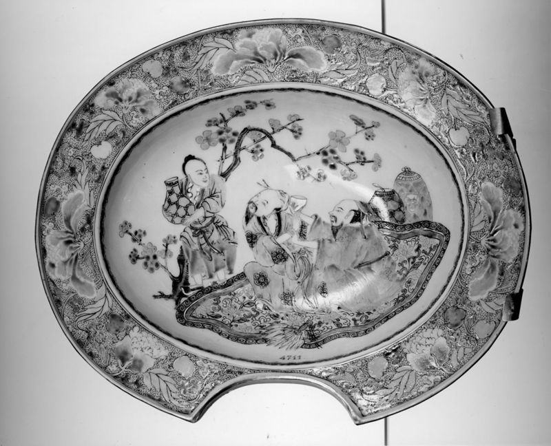 plat à barbe / Musées Royaux d'Art et d'Histoire