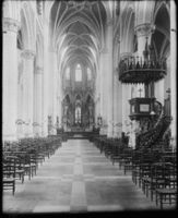C000587