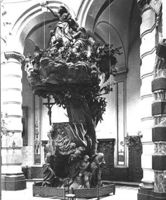 C000824