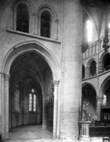 C002561